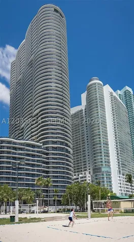 488 NE 18th Street Miami FL 33132