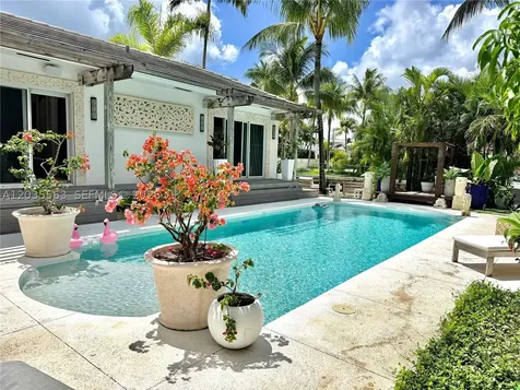 1460 Cleveland Road Miami Beach FL 33141