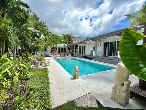 1460 Cleveland Road Miami Beach FL 33141