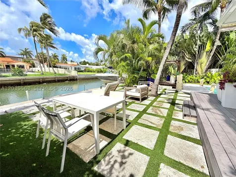 1460 Cleveland Road Miami Beach FL 33141