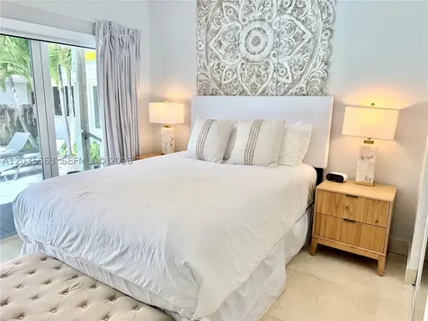 1460 Cleveland Road Miami Beach FL 33141
