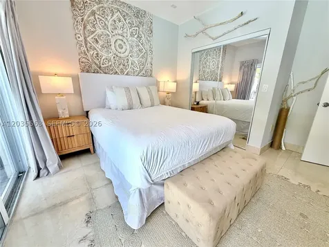 1460 Cleveland Road Miami Beach FL 33141