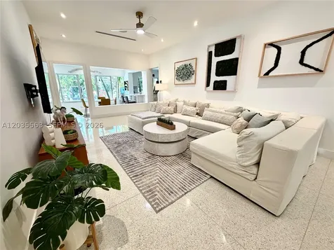 1460 Cleveland Road Miami Beach FL 33141