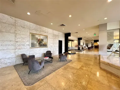 1000 W Island Boulevard Aventura FL 33160