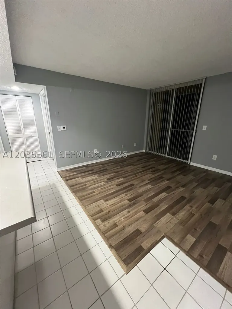 3985 W Mcnab Road Pompano Beach FL 33069