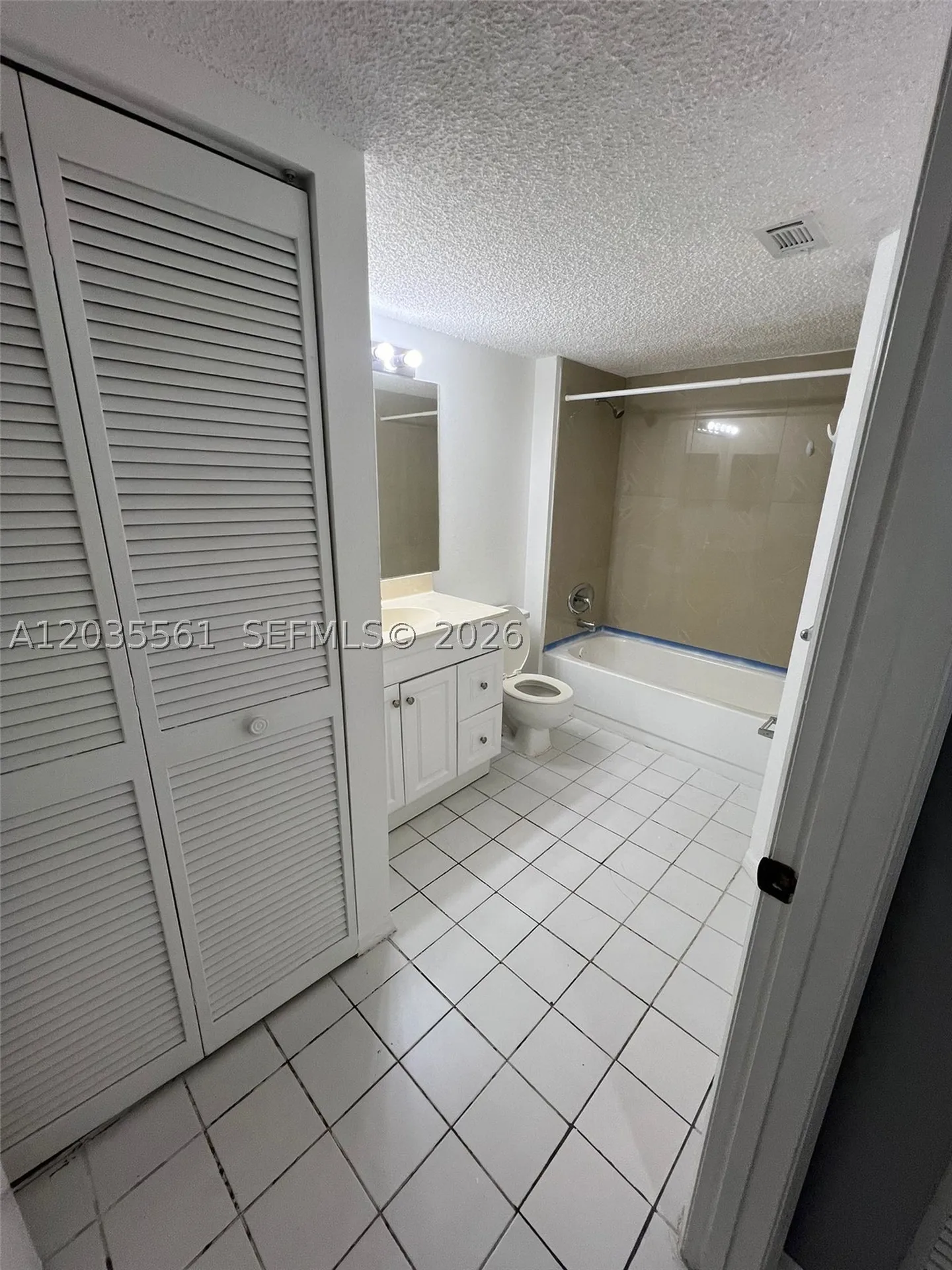 3985 W Mcnab Road Pompano Beach FL 33069