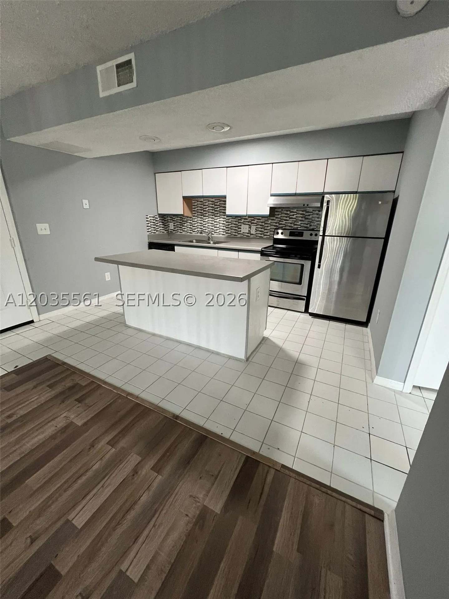 3985 W Mcnab Road Pompano Beach FL 33069
