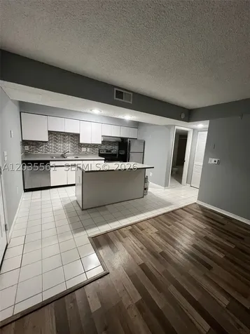 3985 W Mcnab Road Pompano Beach FL 33069