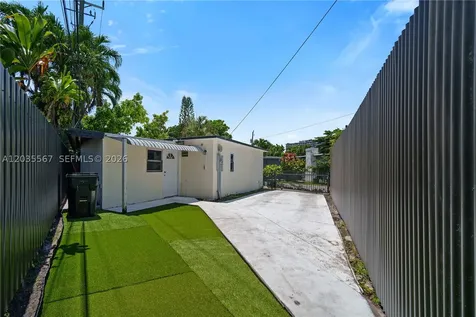 2270 NE 135th Terrace North Miami Beach FL 33181