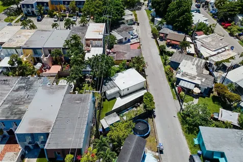 2270 NE 135th Terrace North Miami Beach FL 33181