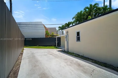 2270 NE 135th Terrace North Miami Beach FL 33181