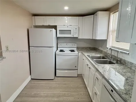 9351 Fontainebleau Boulevard Miami FL 33172