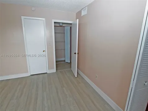 9351 Fontainebleau Boulevard Miami FL 33172