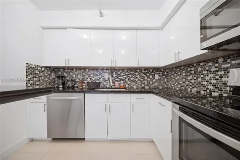 3530 Mystic Pointe Drive Aventura FL 33180