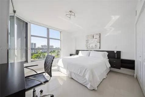 3530 Mystic Pointe Drive Aventura FL 33180