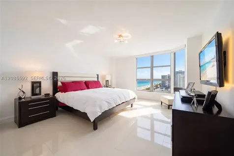 3530 Mystic Pointe Drive Aventura FL 33180