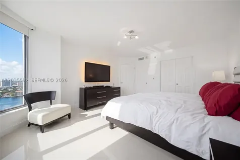 3530 Mystic Pointe Drive Aventura FL 33180