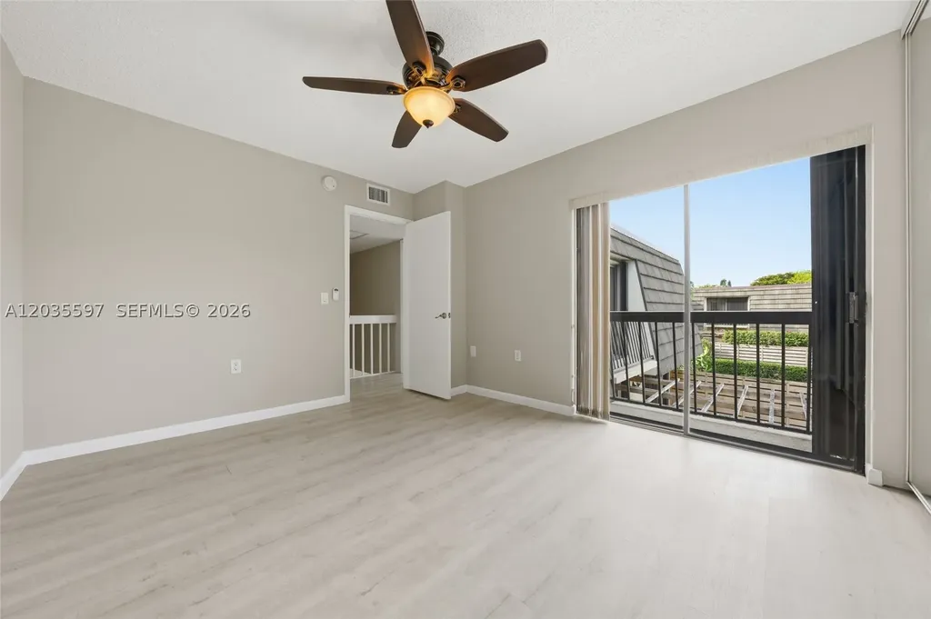 909 9th Terrace Palm Beach Gardens FL 33418