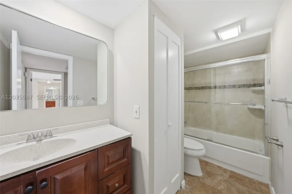 909 9th Terrace Palm Beach Gardens FL 33418