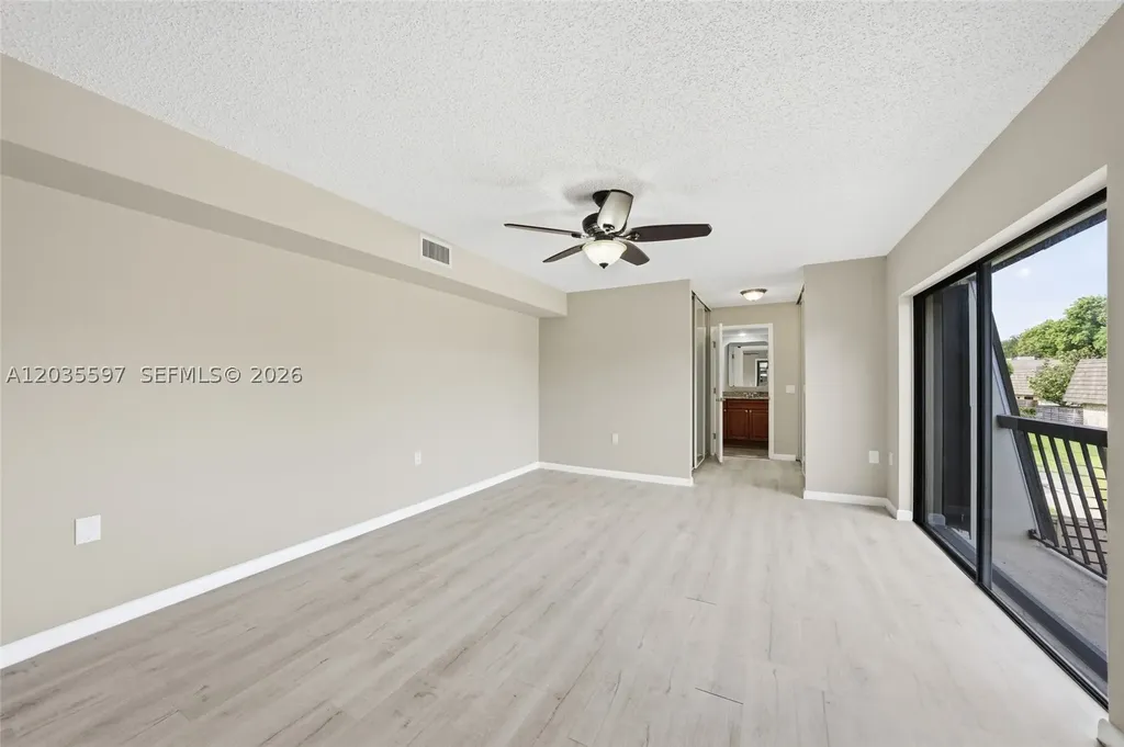 909 9th Terrace Palm Beach Gardens FL 33418
