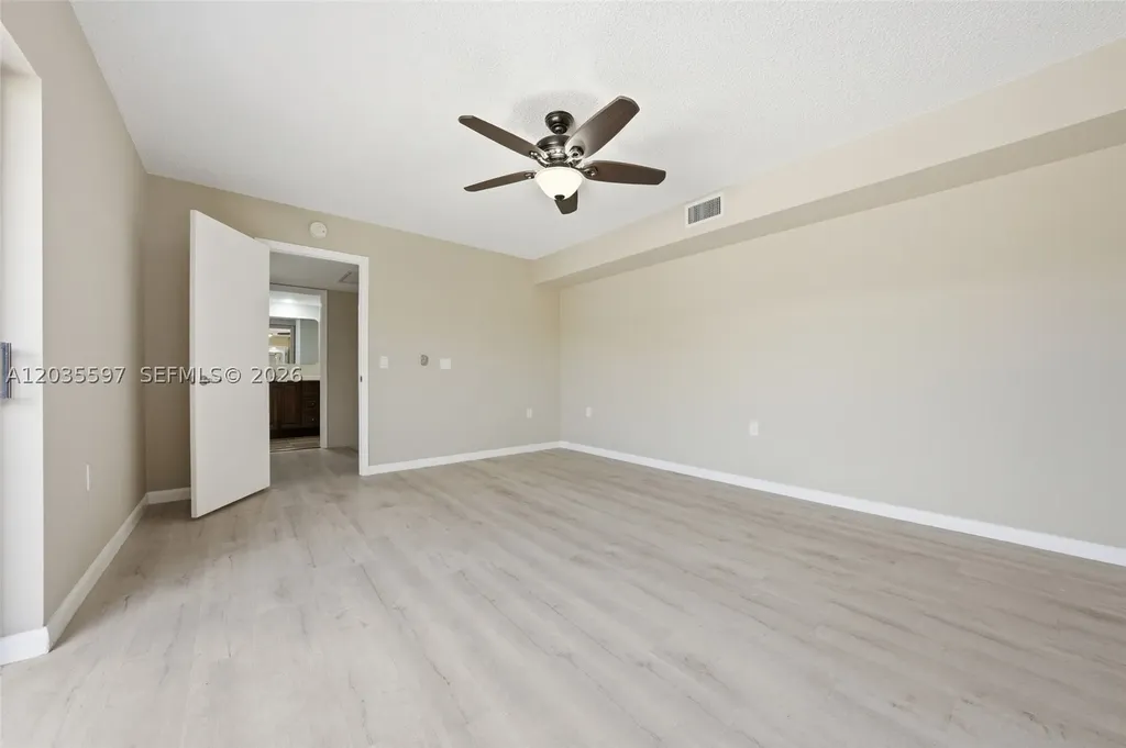 909 9th Terrace Palm Beach Gardens FL 33418