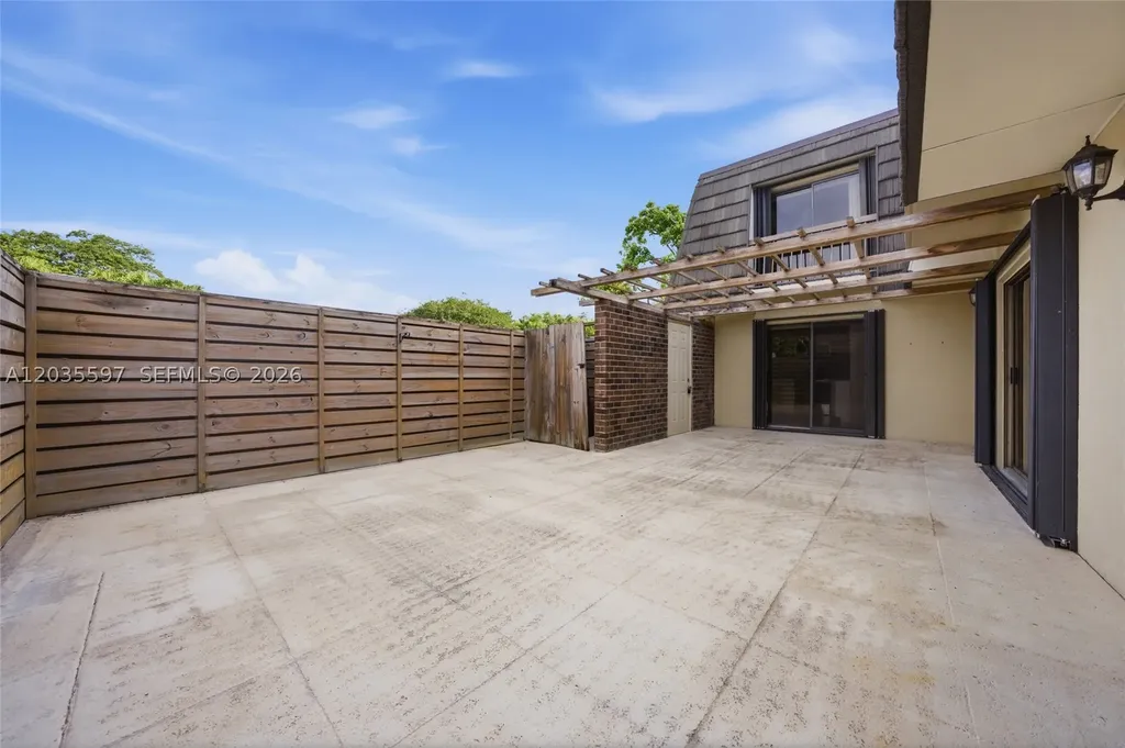 909 9th Terrace Palm Beach Gardens FL 33418