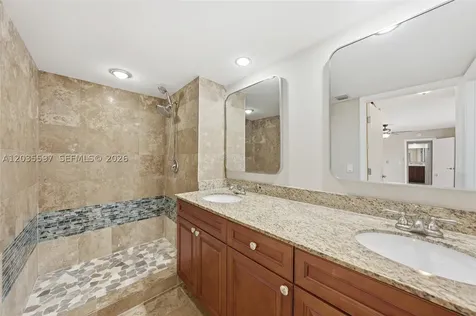 909 9th Terrace Palm Beach Gardens FL 33418