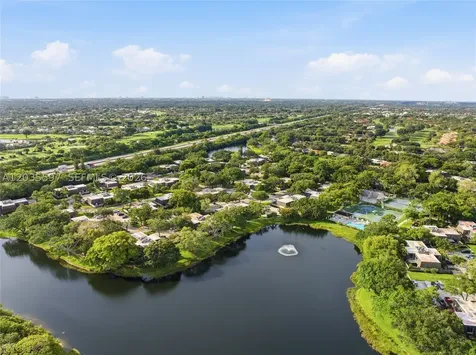909 9th Terrace Palm Beach Gardens FL 33418