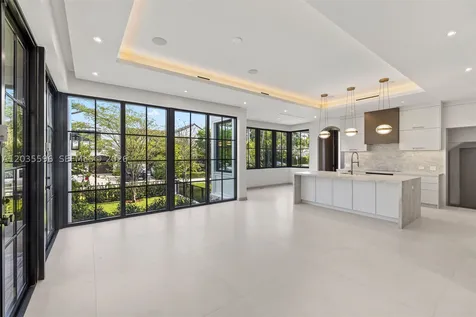 5262 La Gorce Drive Miami Beach FL 33140