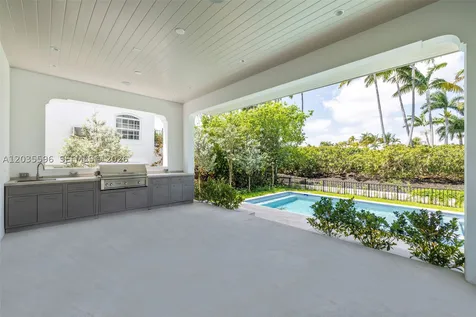 5262 La Gorce Drive Miami Beach FL 33140