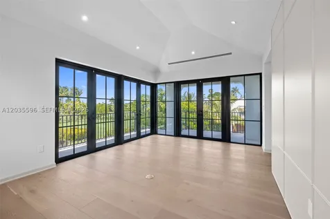 5262 La Gorce Drive Miami Beach FL 33140