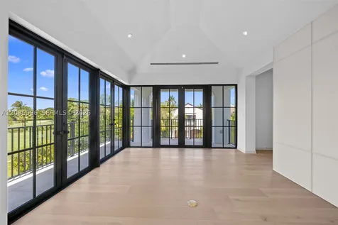 5262 La Gorce Drive Miami Beach FL 33140