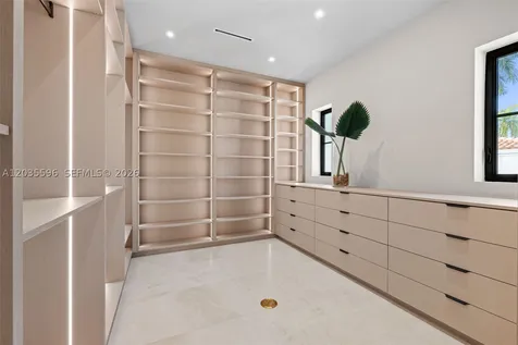 5262 La Gorce Drive Miami Beach FL 33140