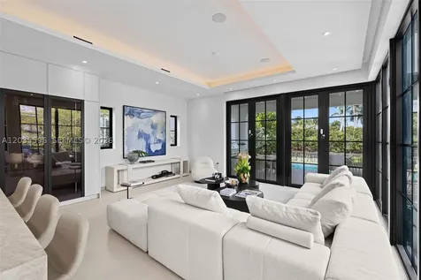 5262 La Gorce Drive Miami Beach FL 33140