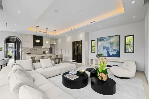 5262 La Gorce Drive Miami Beach FL 33140