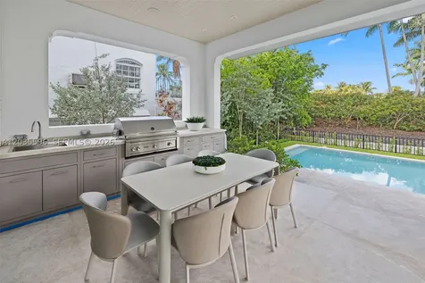 5262 La Gorce Drive Miami Beach FL 33140