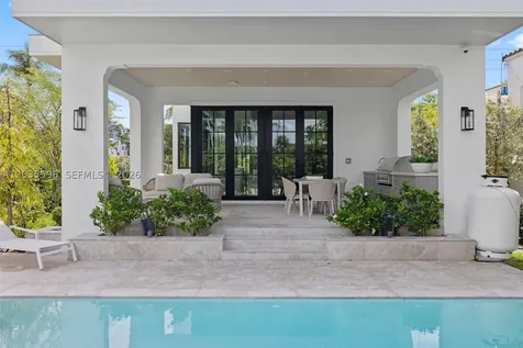 5262 La Gorce Drive Miami Beach FL 33140