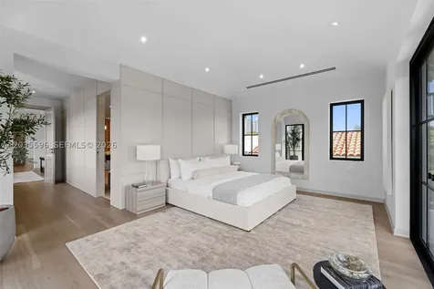 5262 La Gorce Drive Miami Beach FL 33140