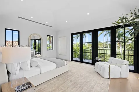 5262 La Gorce Drive Miami Beach FL 33140