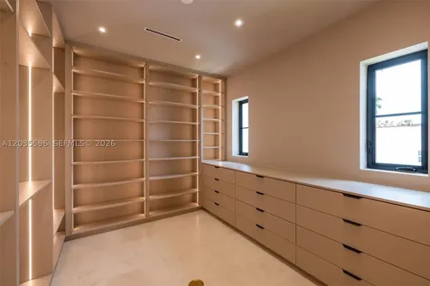 5262 La Gorce Drive Miami Beach FL 33140