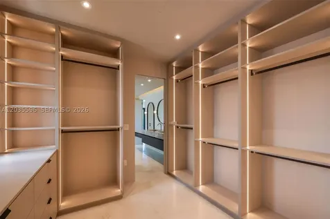 5262 La Gorce Drive Miami Beach FL 33140