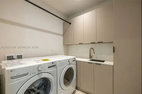 5262 La Gorce Drive Miami Beach FL 33140