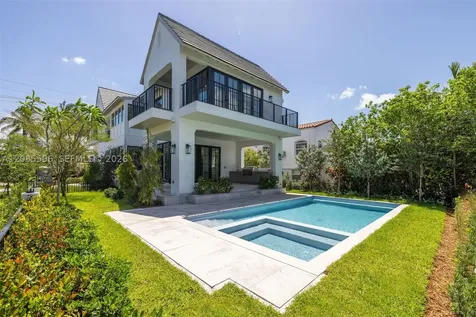 5262 La Gorce Drive Miami Beach FL 33140