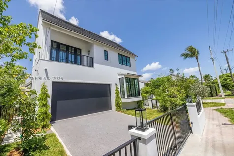5262 La Gorce Drive Miami Beach FL 33140