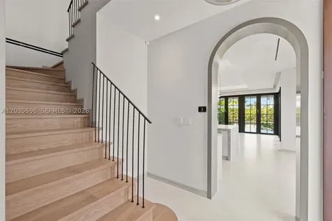 5262 La Gorce Drive Miami Beach FL 33140
