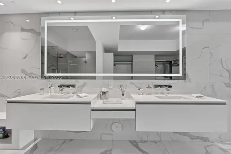 5500 Island Estates Drive Aventura FL 33160