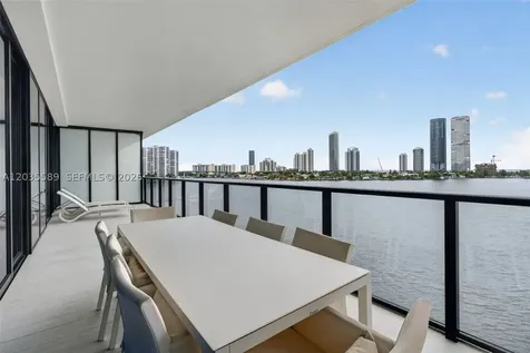 5500 Island Estates Drive Aventura FL 33160