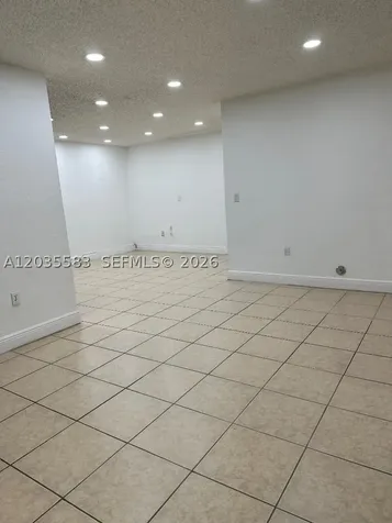 7205 W 3rd Avenue Hialeah FL 33014