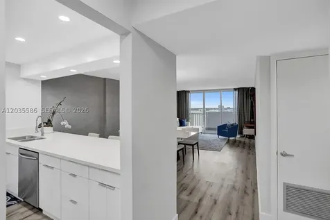 2780 NE 183rd Street Aventura FL 33160