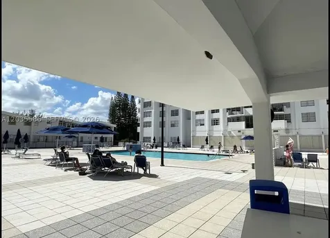 2780 NE 183rd Street Aventura FL 33160